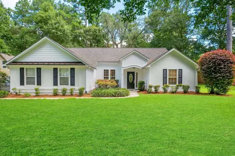3498 Loma Farm Rd, Tallahassee, FL 32309