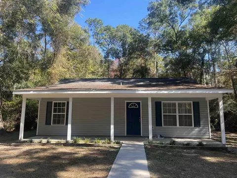 35 Renegade Rd, Crawfordville, FL 32327
