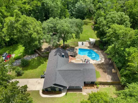 9079 N Foxwood Dr, Tallahassee, FL 32309