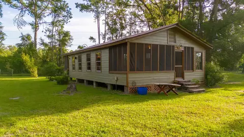 660 NE Pentas St, Madison, FL 32340
