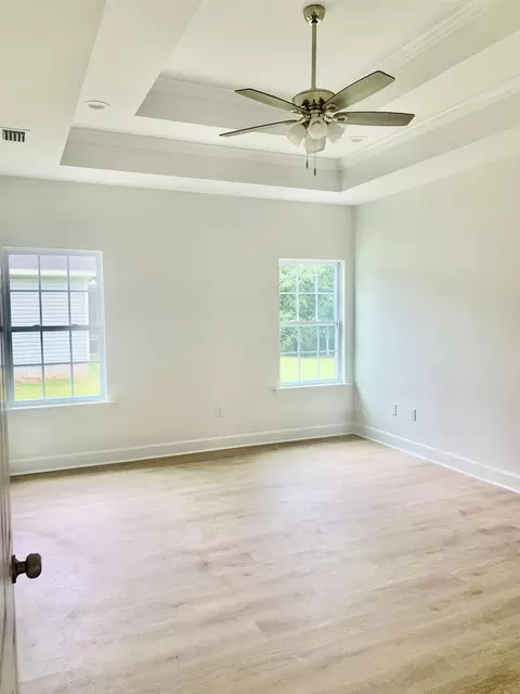 94 Sand Pine Cir, Midway, FL 32343 photo 7