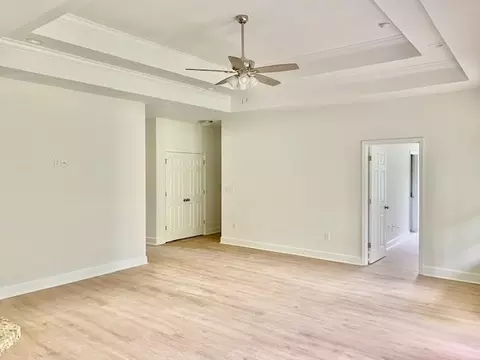 94 Sand Pine Cir, Midway, FL 32343 photo 3