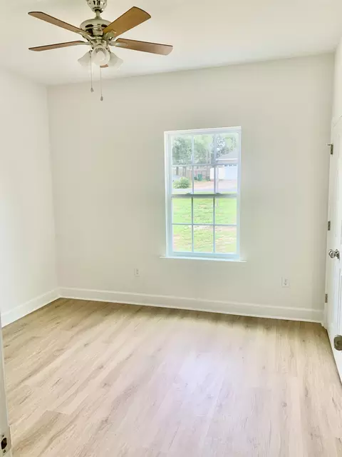 94 Sand Pine Cir, Midway, FL 32343 photo 13