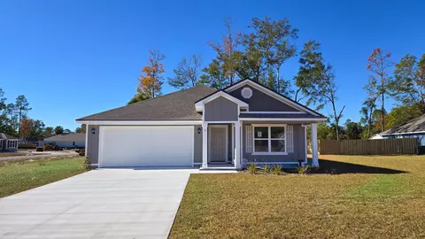 4 Walnut Ln, Crawfordville, FL 32327