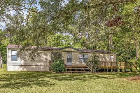 20 Autumn Woods Way, Crawfordville, FL 32327