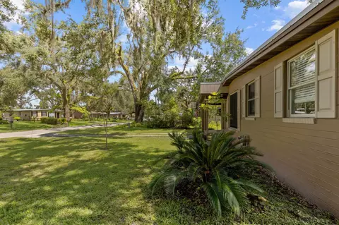 Exterior - 214 Cypress, Perry, FL 32347 photo 5 of 8