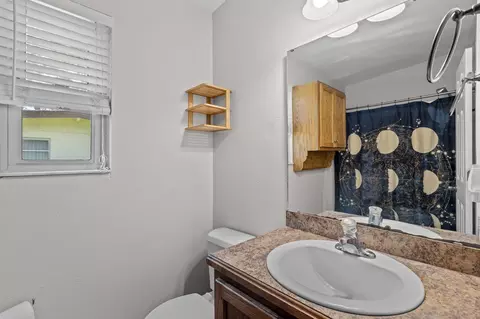 Bath - 214 Cypress, Perry, FL 32347 photo 1 of 1