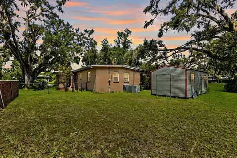 Exterior - 214 Cypress, Perry, FL 32347 photo 4 of 8