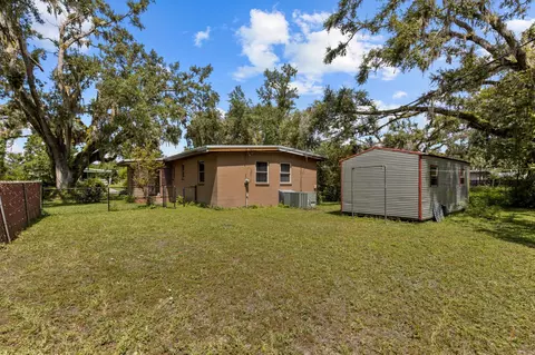 Exterior - 214 Cypress, Perry, FL 32347 photo 7 of 8