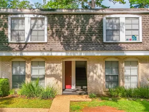 2020 Continental Ave #215, Tallahassee, FL 32304