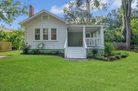 1143 Pine St, Tallahassee, FL 32303