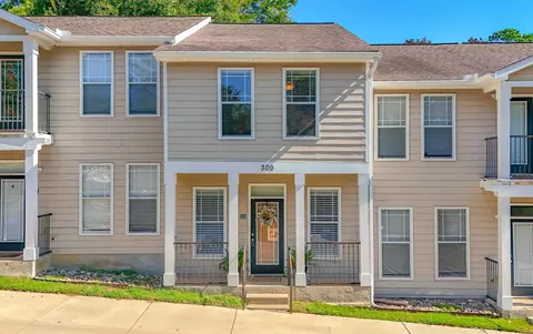 2400 Fred Smith Rd #304, Tallahassee, FL 32303