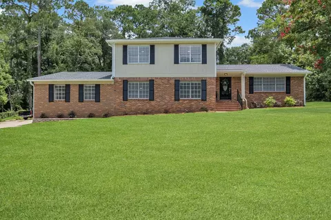 3809 Leane Dr, Tallahassee, FL 32309