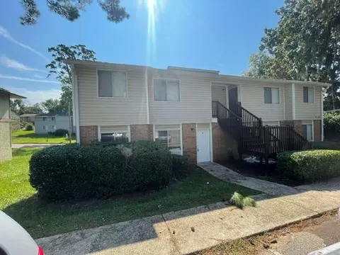728 Pointe Ct #-, Tallahassee, FL 32308