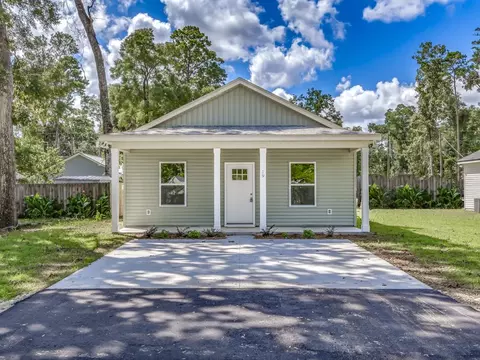19 Kiowa Trl, Crawfordville, FL 32327