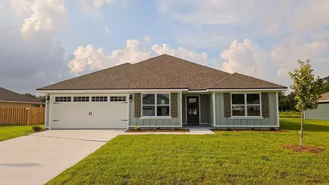 8 Walnut Ln, Crawfordville, FL 32327