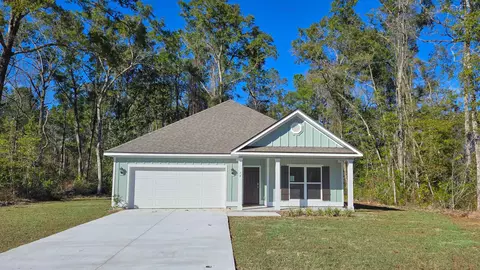 74 Getaway Ln, Crawfordville, FL 32327
