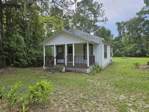11 Mockingbird Ln, Sopchoppy, FL 32358