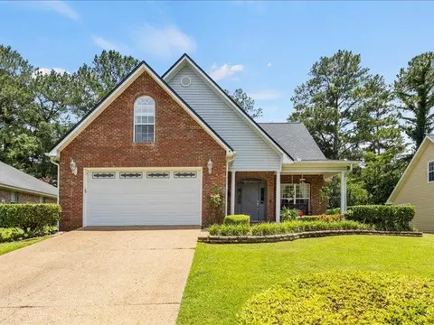 852 Eagle View Dr, Tallahassee, FL 32311