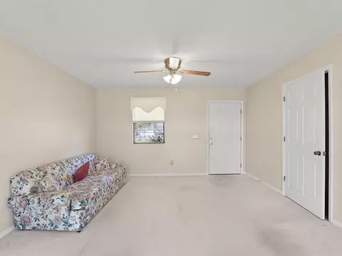 Living - 309 E Pace Dr, Perry, FL 32347 photo 2 of 5