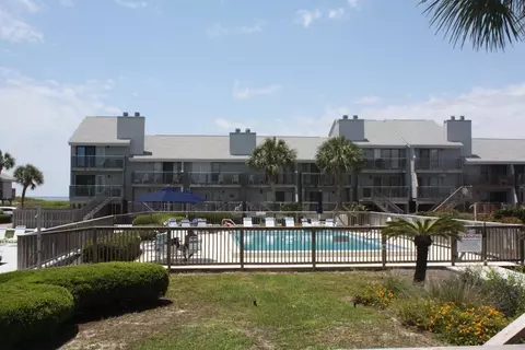 1760 E Gulf Beach Dr #D4, Eastpoint, FL 32328