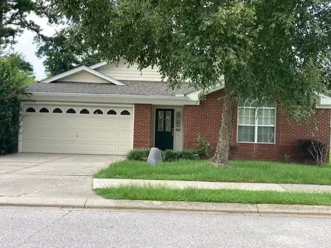 1378 Silver Moon Dr, Tallahassee, FL 32312