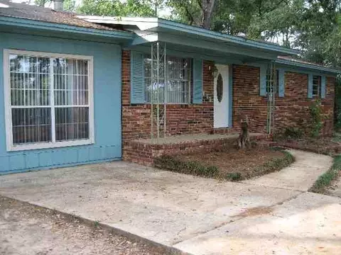 129 Horseshoe Dr, Havana, FL 32333