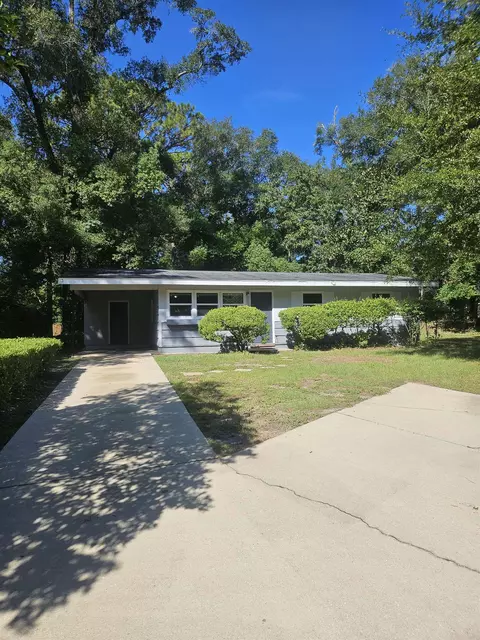 3516 Falcon Dr, Tallahassee, FL 32305
