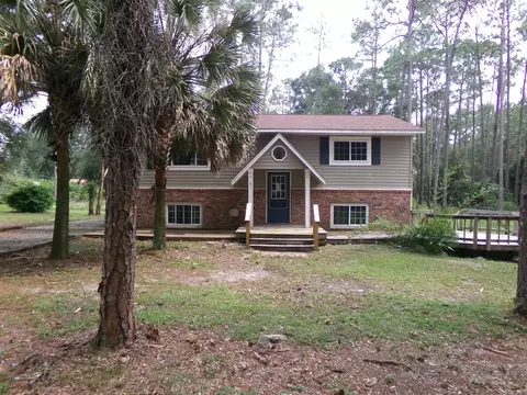 61 Rock Hole Rd, Crawfordville, FL 32327