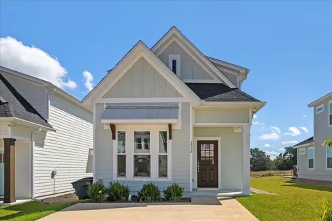 3712 Meadow Vista Ln, Tallahassee, FL 32308