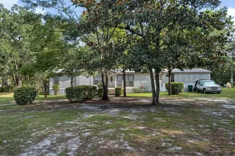 42 Mayfair Dr, Crawfordville, FL 32327