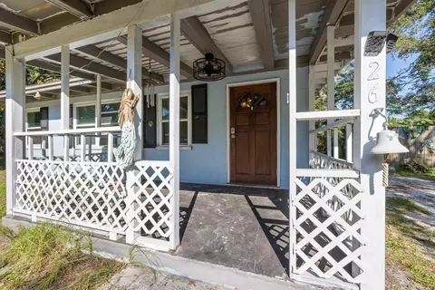 26 Koch St, Panacea, FL 32346