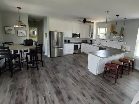 Kitchen - 261 River Rd, Carrabelle, FL 32322 photo 1 of 2