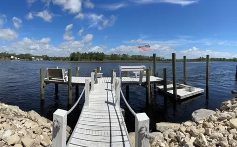 View/Area - 261 River Rd, Carrabelle, FL 32322 photo 3 of 5