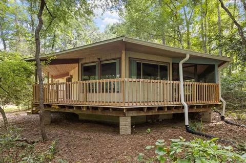 3033 Cloudland Dr, Tallahassee, FL 32312
