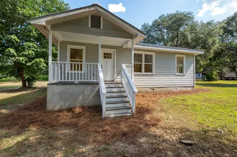 8132 Ida Rd, Tallahassee, FL 32304