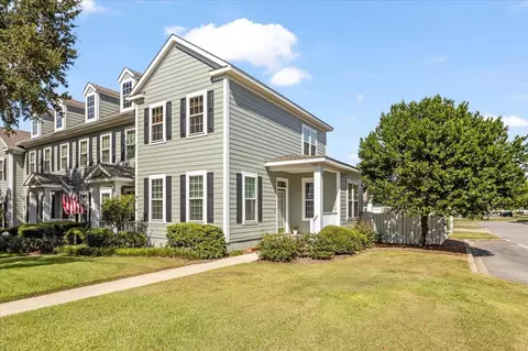 3995 Four Oaks Blvd, Tallahassee, FL 32311
