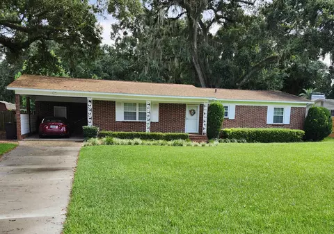 2005 Shady Oaks Dr, Tallahassee, FL 32303
