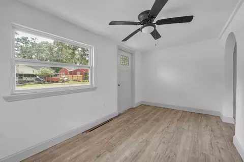 1220 N Cherry St, Perry, FL 32347 photo 7