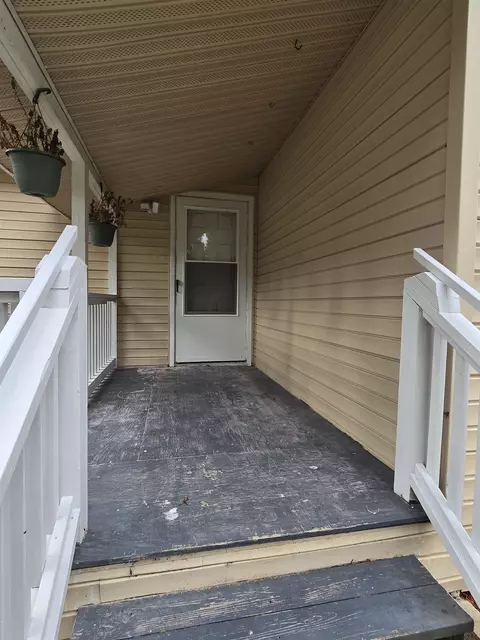 Exterior - 1059 Glennis Cruce, Perry, FL 32347 photo 2 of 5