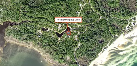 165 Lightning Bug Ln, Saint Teresa, FL 32358