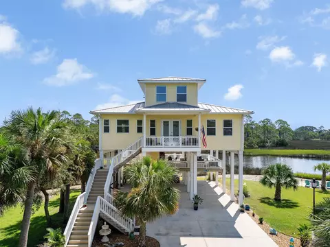 43 Carrol Dr, Crawfordville, FL 32327