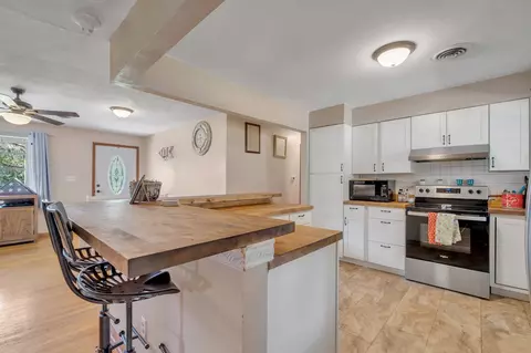 Kitchen - 2484 Foley Rd, Perry, FL 32348 photo 4 of 4