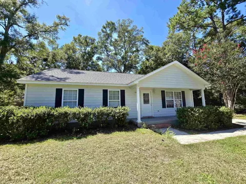 112 Melody Ln, Crawfordville, FL 32327