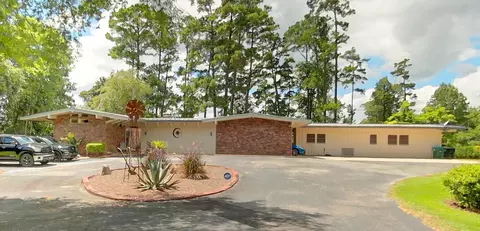 867 Attapulgus Hwy, Quincy, FL 32352