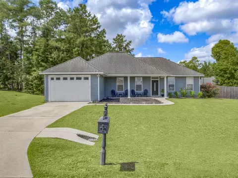 180 Mallard Pond Cir, Crawfordville, FL 32327