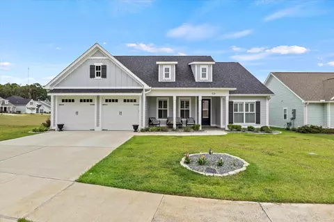 521 Knotted Pine Dr, Tallahassee, FL 32312