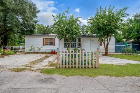 209 Americana St, Tallahassee, FL 32305