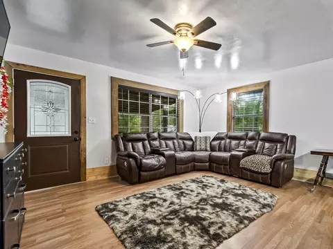 48 Renee St, Crawfordville, FL 32327