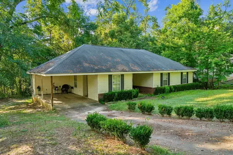 1223 Hill St, Quincy, FL 32351